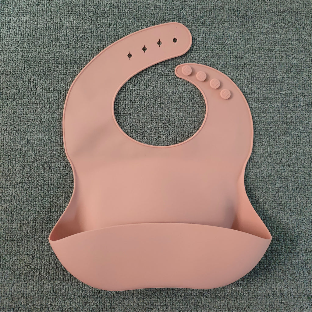 WarmNest™ Silicone Baby Bib with Food Catcher – Waterproof & Easy Clean